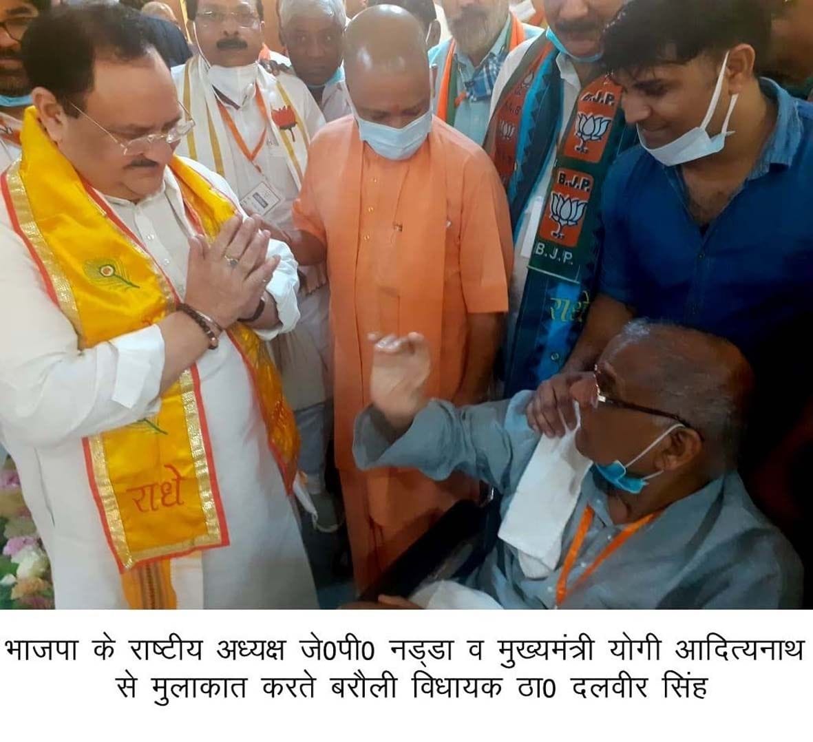 Leaders should learn from MLA Dalveer Singh: CM