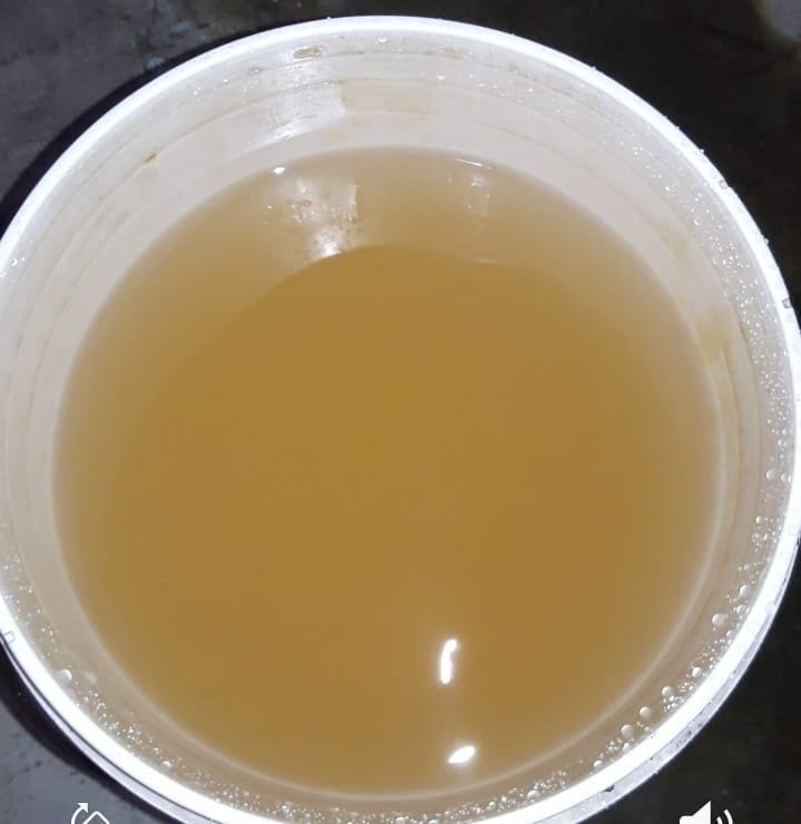Dirty water coming again in the houses of Thapliya locality
