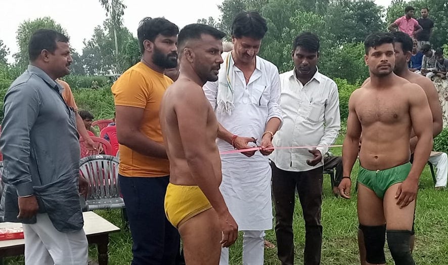 Wrestlers of Sonipat, Jhansi, Najibabad won matches