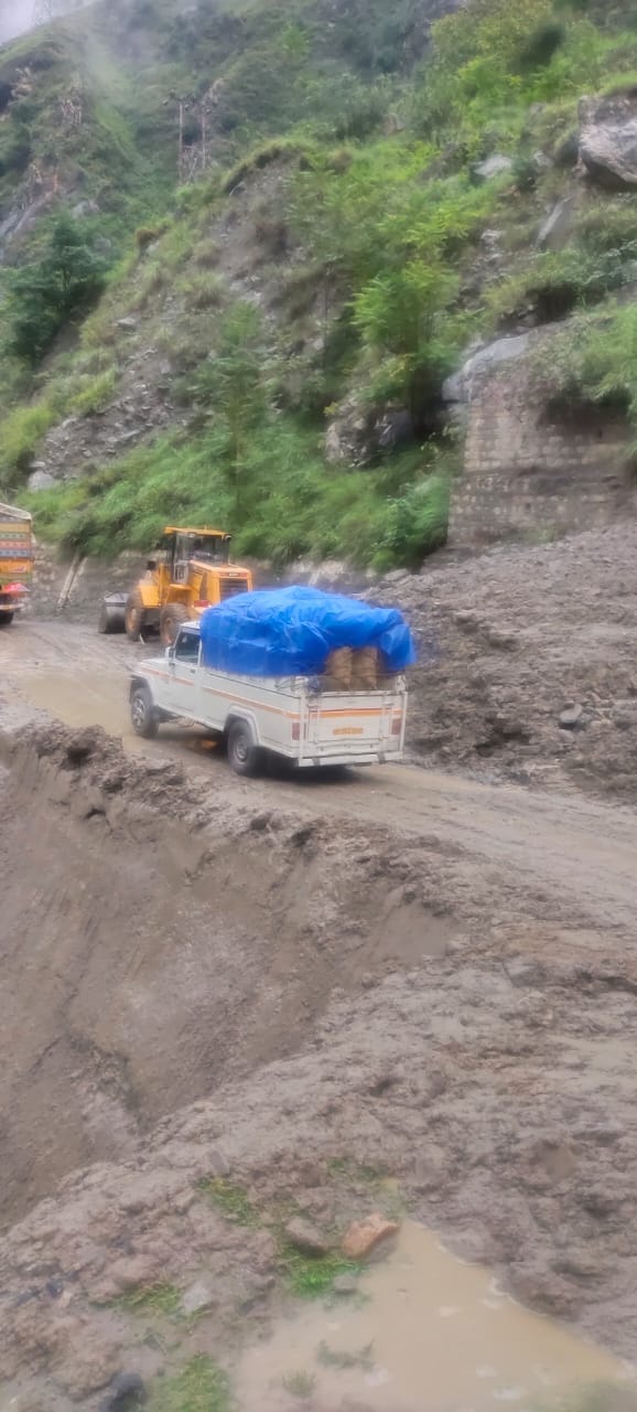 rampur news nh kinnaur closed due to flood in pagal nalah nearr tapari