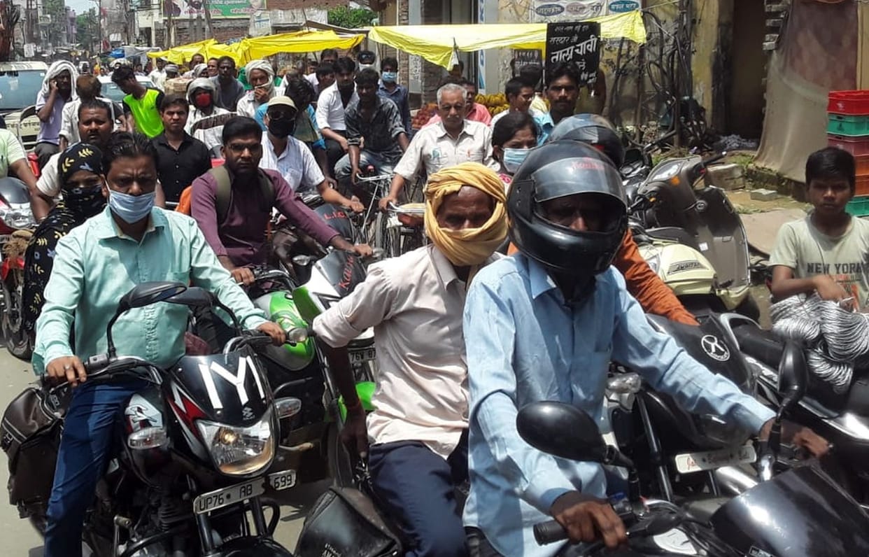 The city struggled with the jam, people were troubled