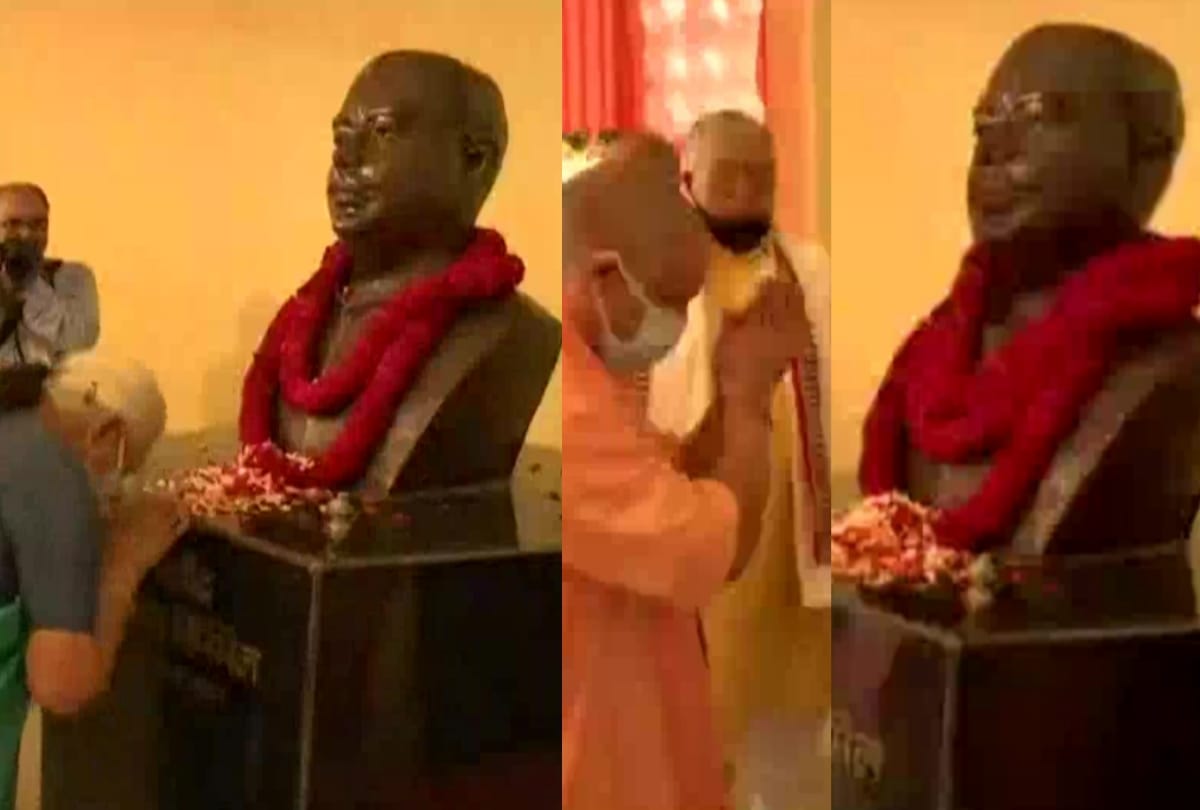 UP Governor and Chief Minister Yogi Adityanath pay floral tribute to revolutionary of Kakori train action.
