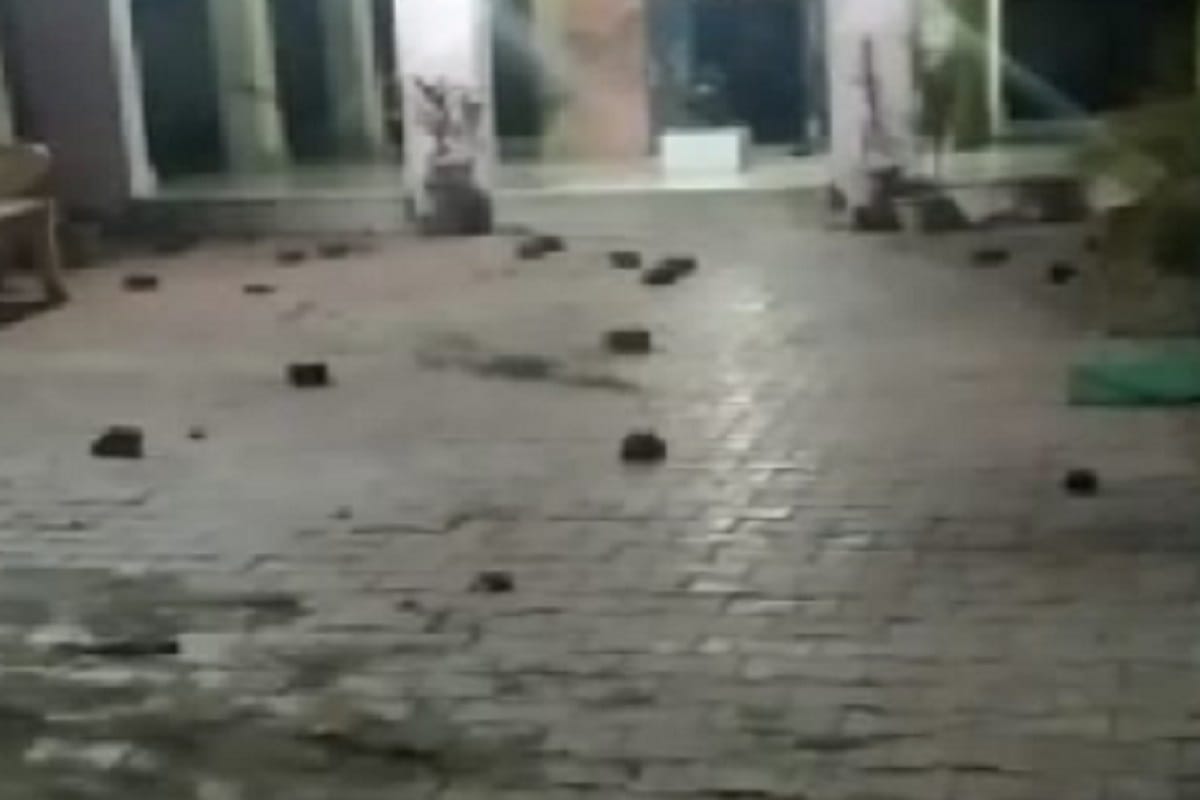 UP News: Two sides conflict and six people were injured when women were molested during dance on DJ in a village of Muzaffarnagar
