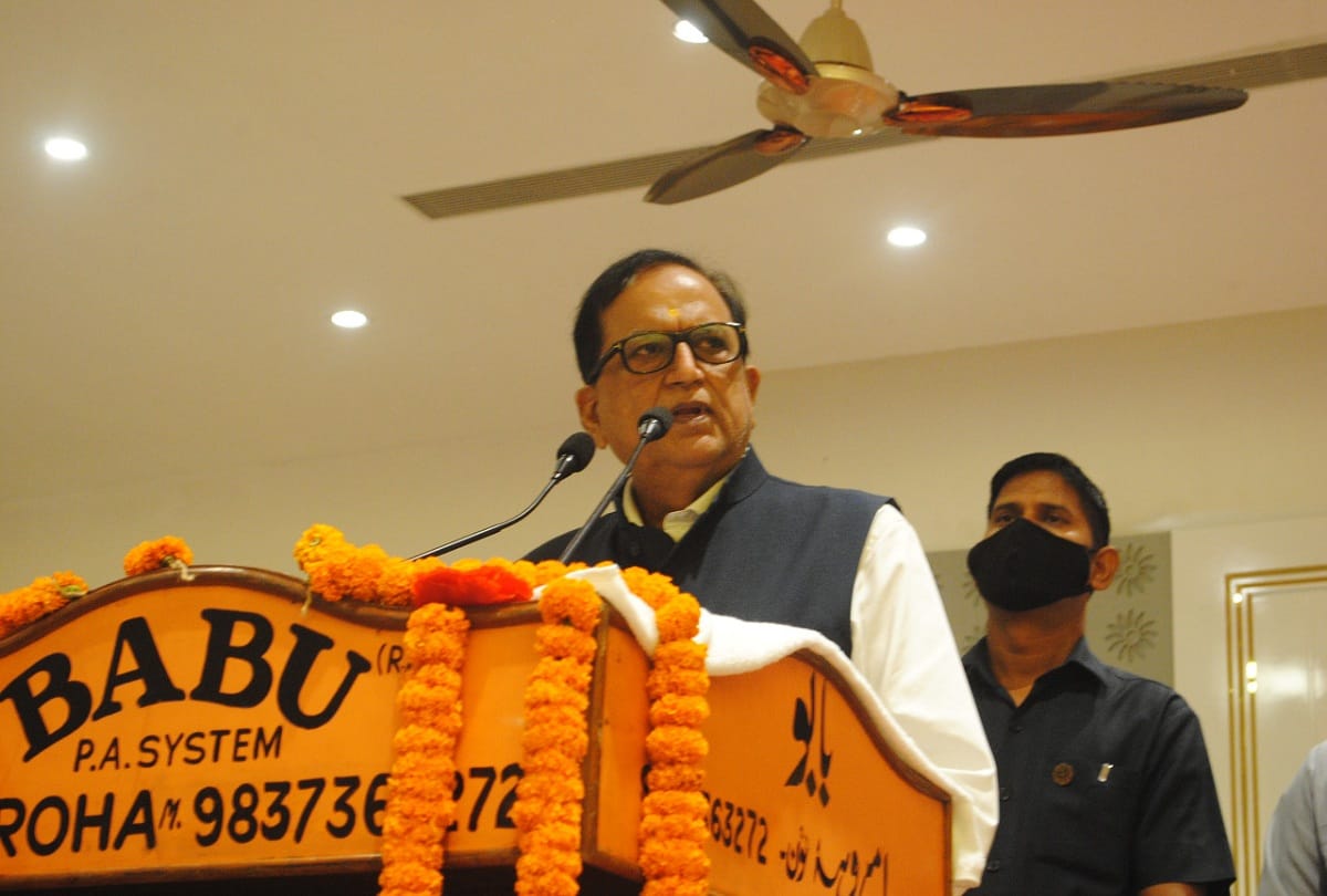 Satish Chandra Mishra says that people of Brahmin society are being murdered in UP