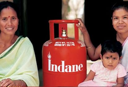 Pm Ujjwala Yojana Second Phase launched By Prime Minister Narendra Modi get Free LPG Gas Connection