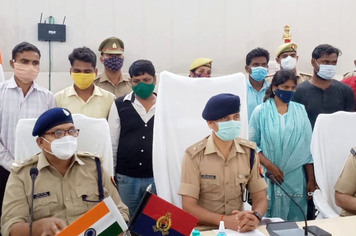 6 members including a woman of solver gang who came to take TGT exam arrested