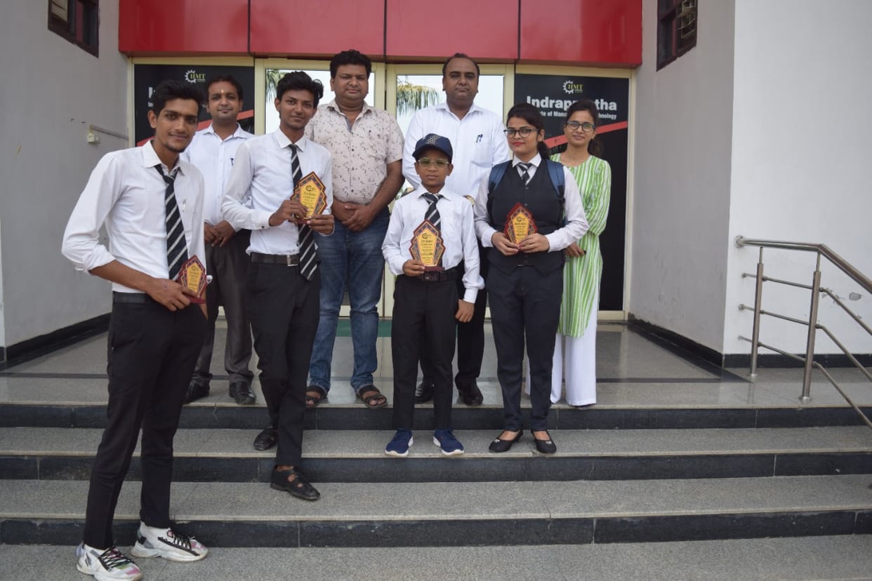 Top students in polytechnic examinations honored