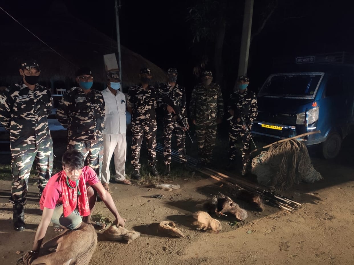 Hunter bringing wildlife arrested with spear and net