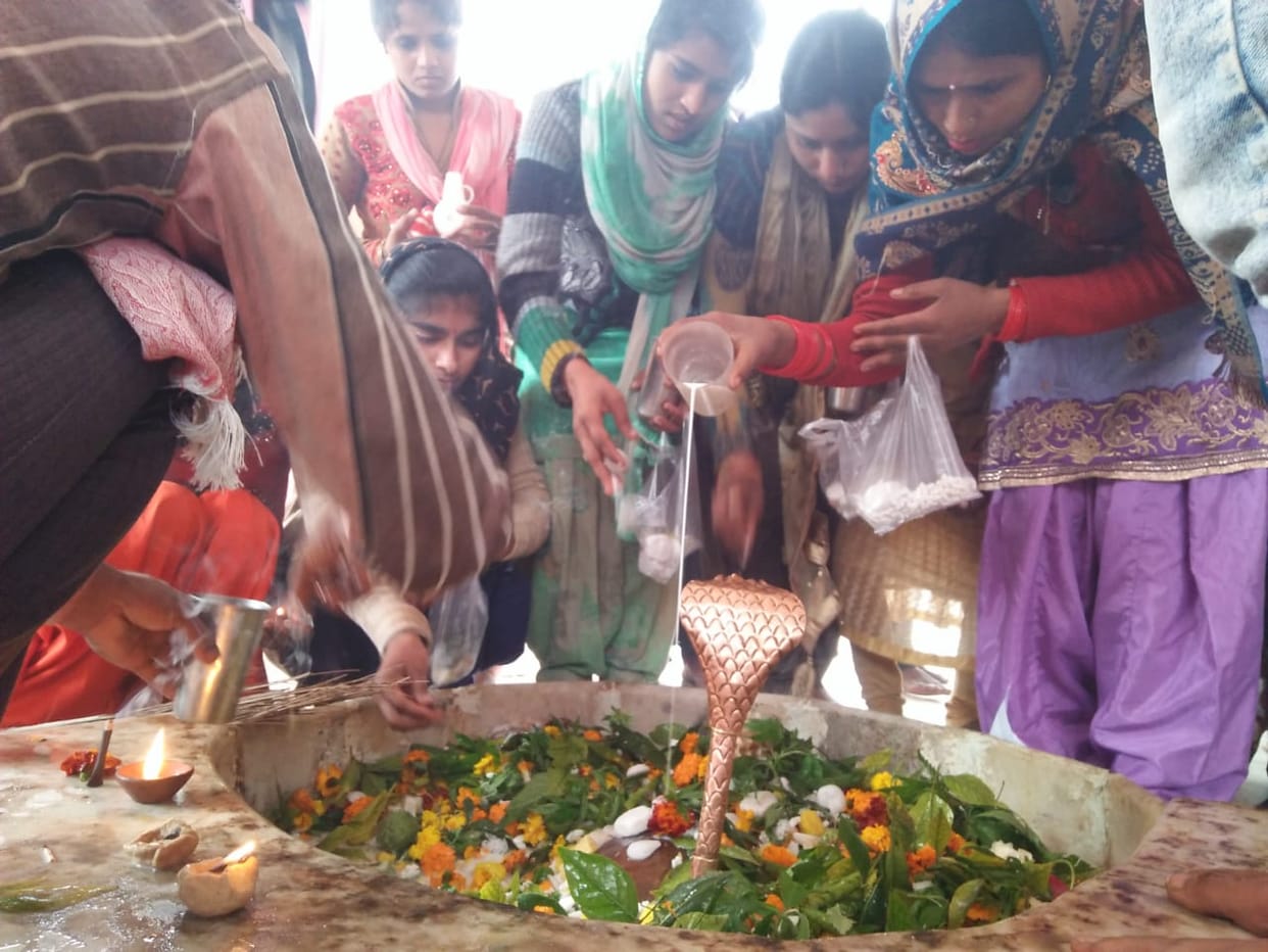 Jalabhishek took place on the pagodas on the third Monday of Sawan