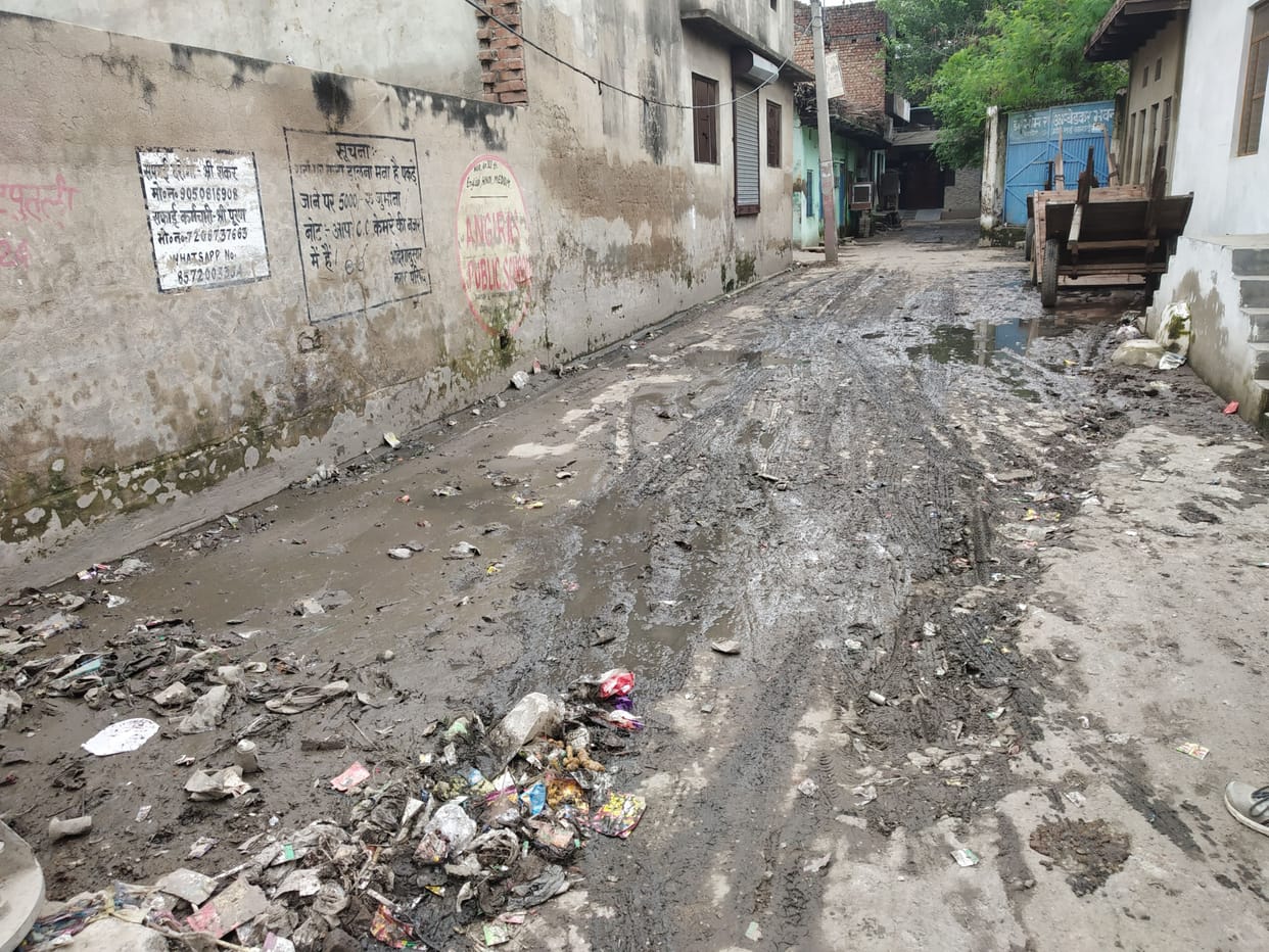 Lakhs of rupees spent every month on cleaning and garbage collection, trouble continues