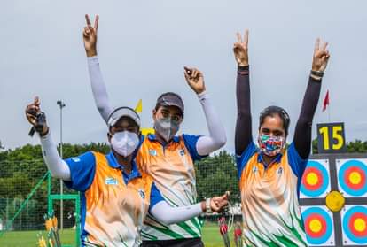 महिला कंपाउंड तिरंदाजी टीम