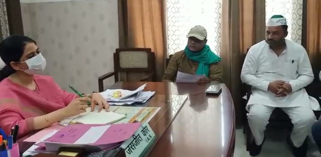 The delegation of Bhakiyu Tomar faction met the DM