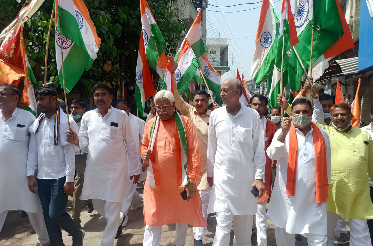 Martyrs gave freedom to the country by sacrificing their lives: Sunil Moosepur