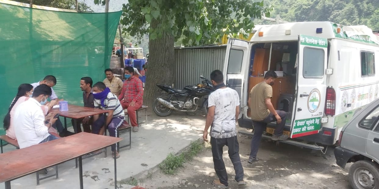 mobile van 150 people got vaccine
