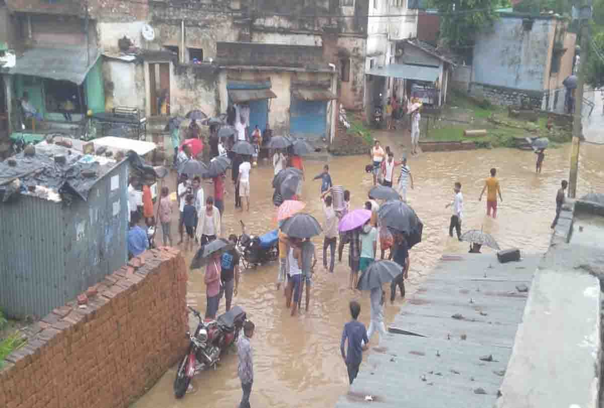 Relief from floods due to decrease in water level in the districts of Central UP