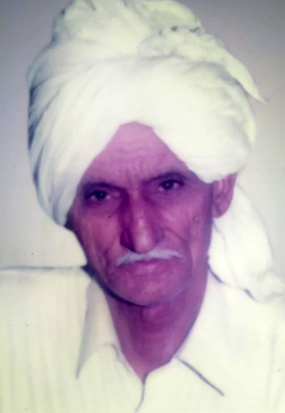 Ratiram and Sheokaran of village Baijalpur fought with the British by joining the Azad Hind Fauj.