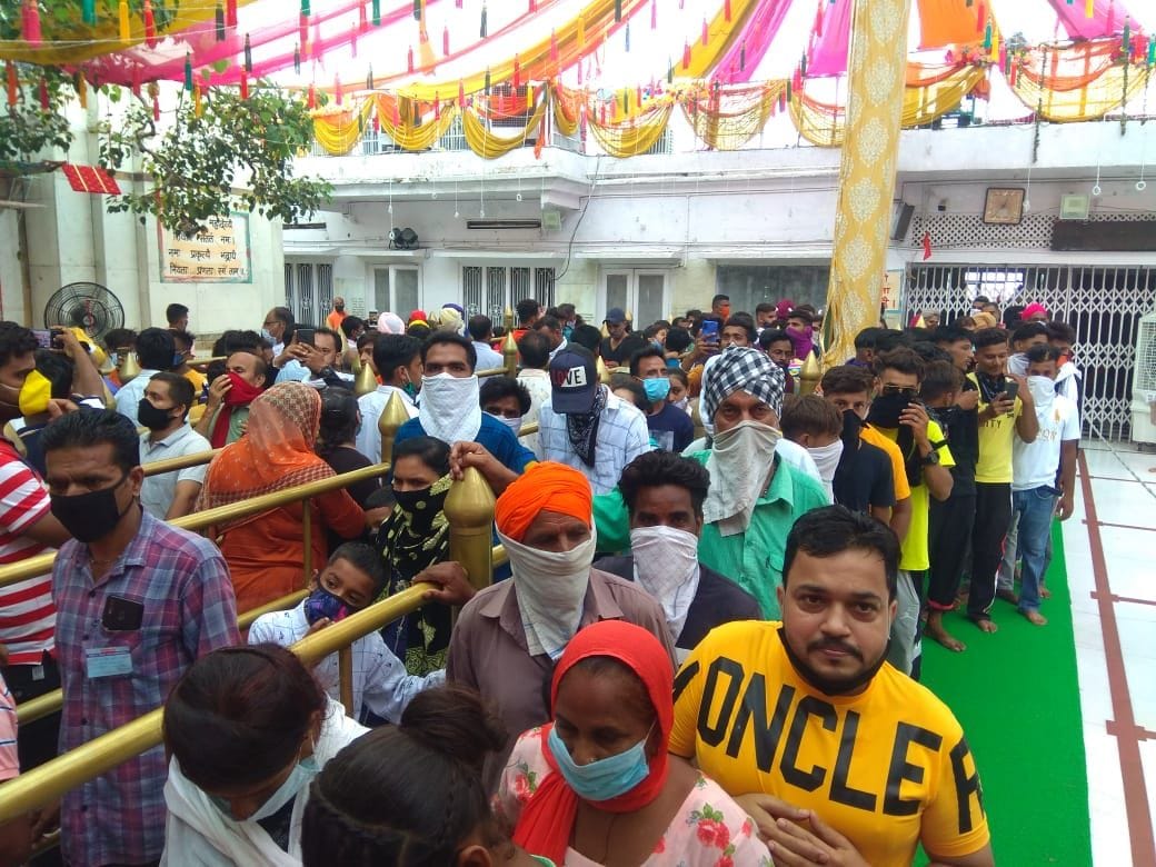 navrater in naina devi temple
