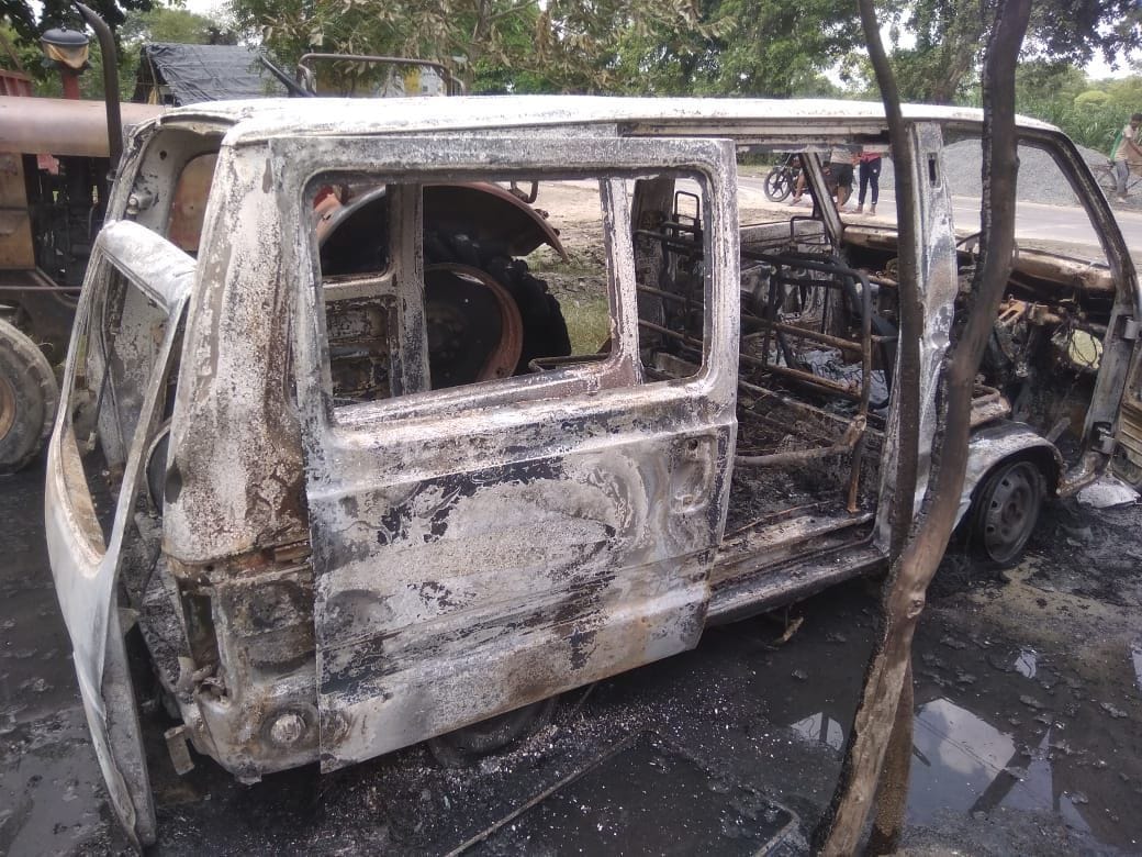 Van caught fire, driver saved his life by jumping