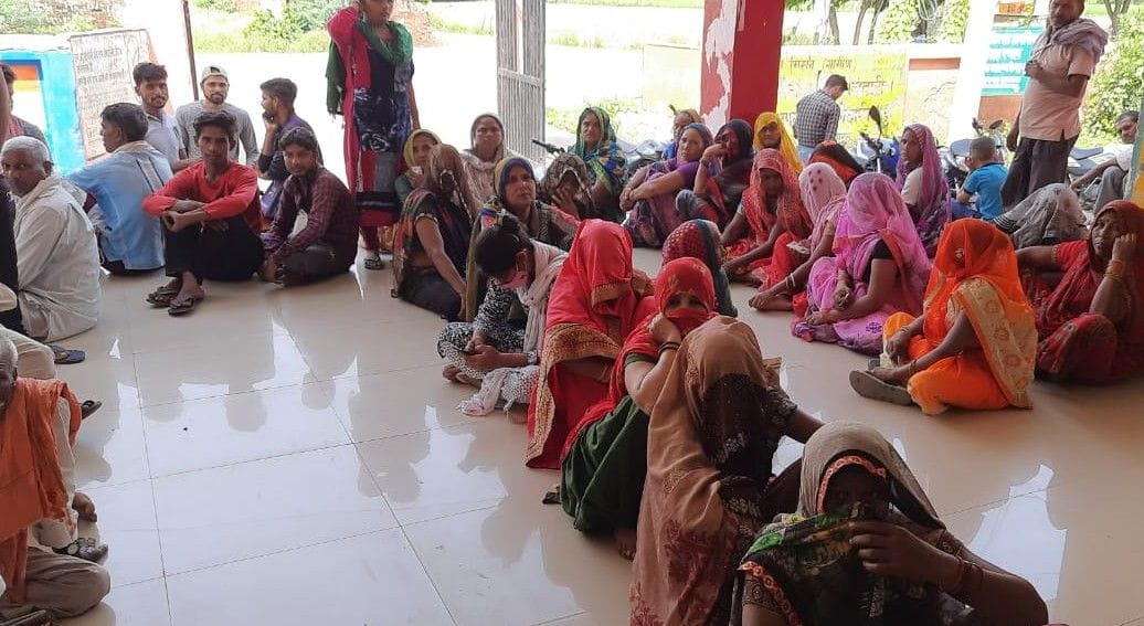 Hathras: People returned without getting vaccinated due to indecency