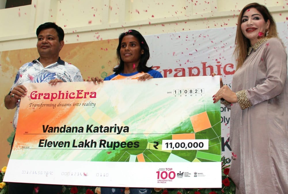 Tokyo Olympics: Indian women hockey star Vandana katariya scene Emotional in dehradun Graphic Era university