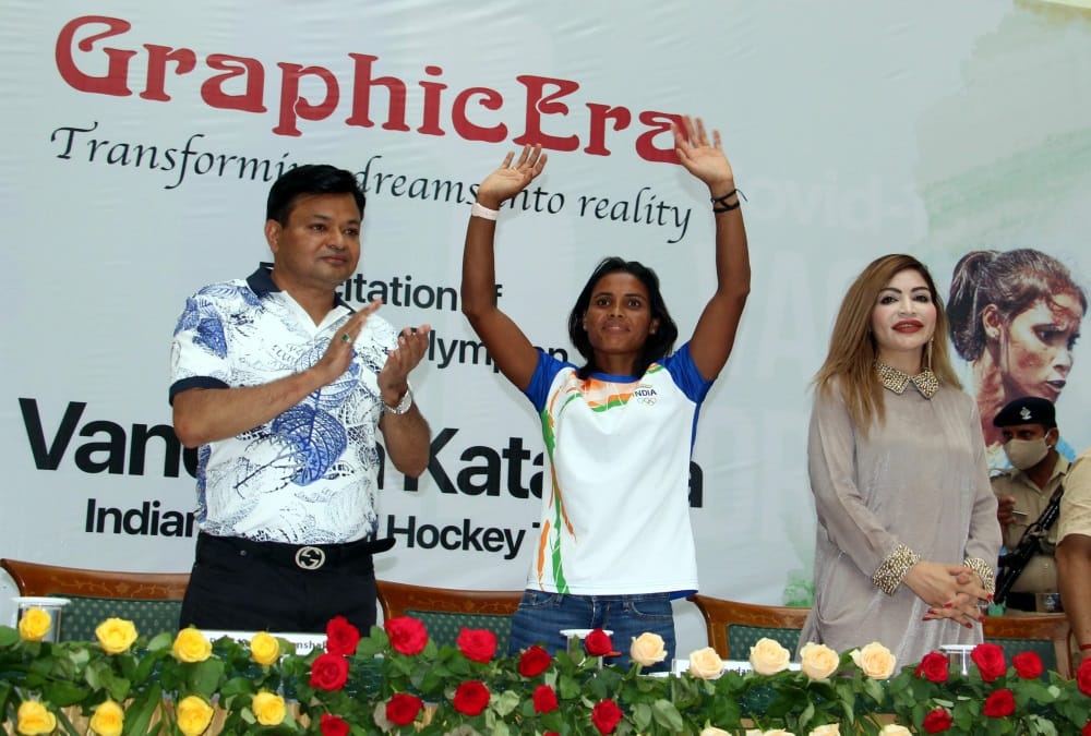 Tokyo Olympics: Indian women hockey star Vandana katariya scene Emotional in dehradun Graphic Era university