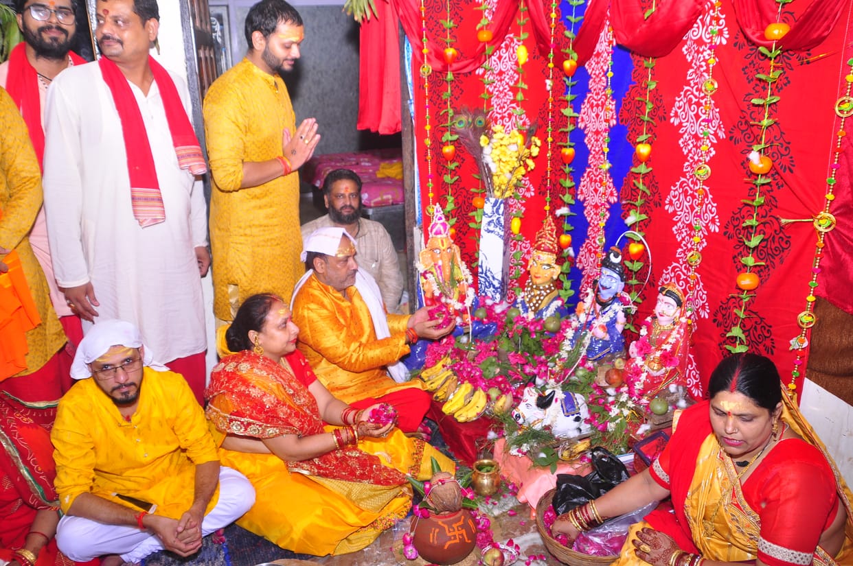 Make up for Bholenath and cheer for Har Har Mahadev