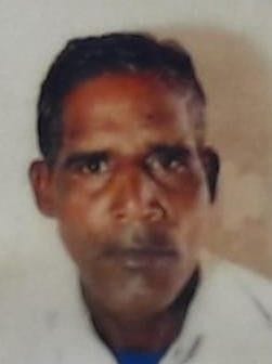 Hathras: A man who fell from the roof dies due to fear of a monkey's twirl