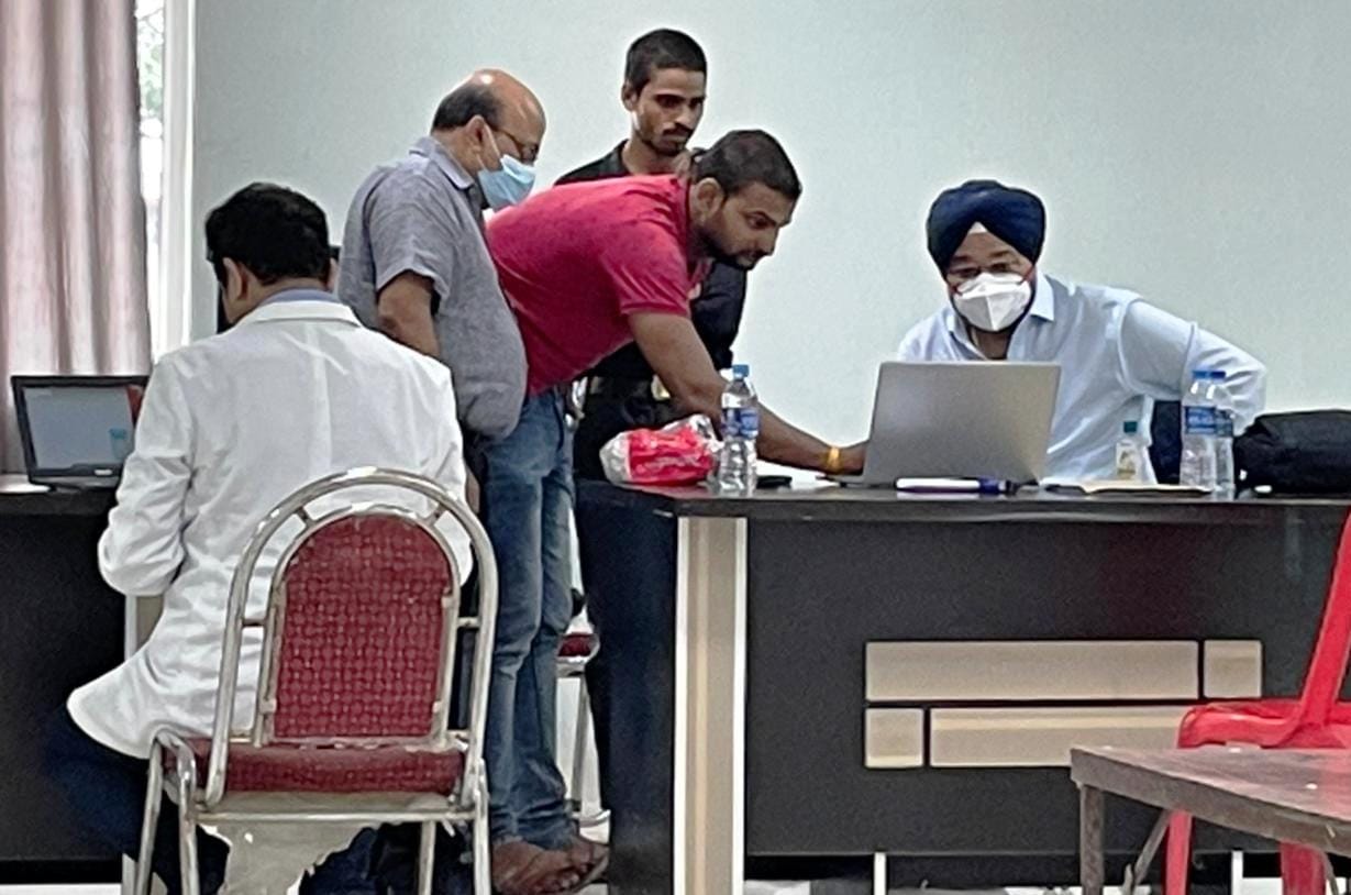 Ghazipur: The team took stock of the under-construction Government Medical College and District Hospital, will submit the report to the government