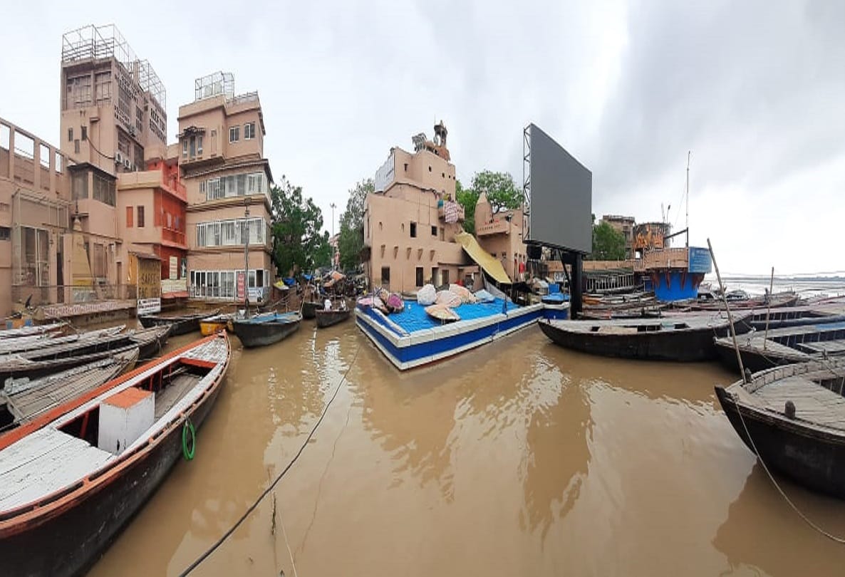 varanasi suffering from flood in ganga PM narendra Modi took information about situation CM Yogi adityanath will visit flood affected areas tomorrow