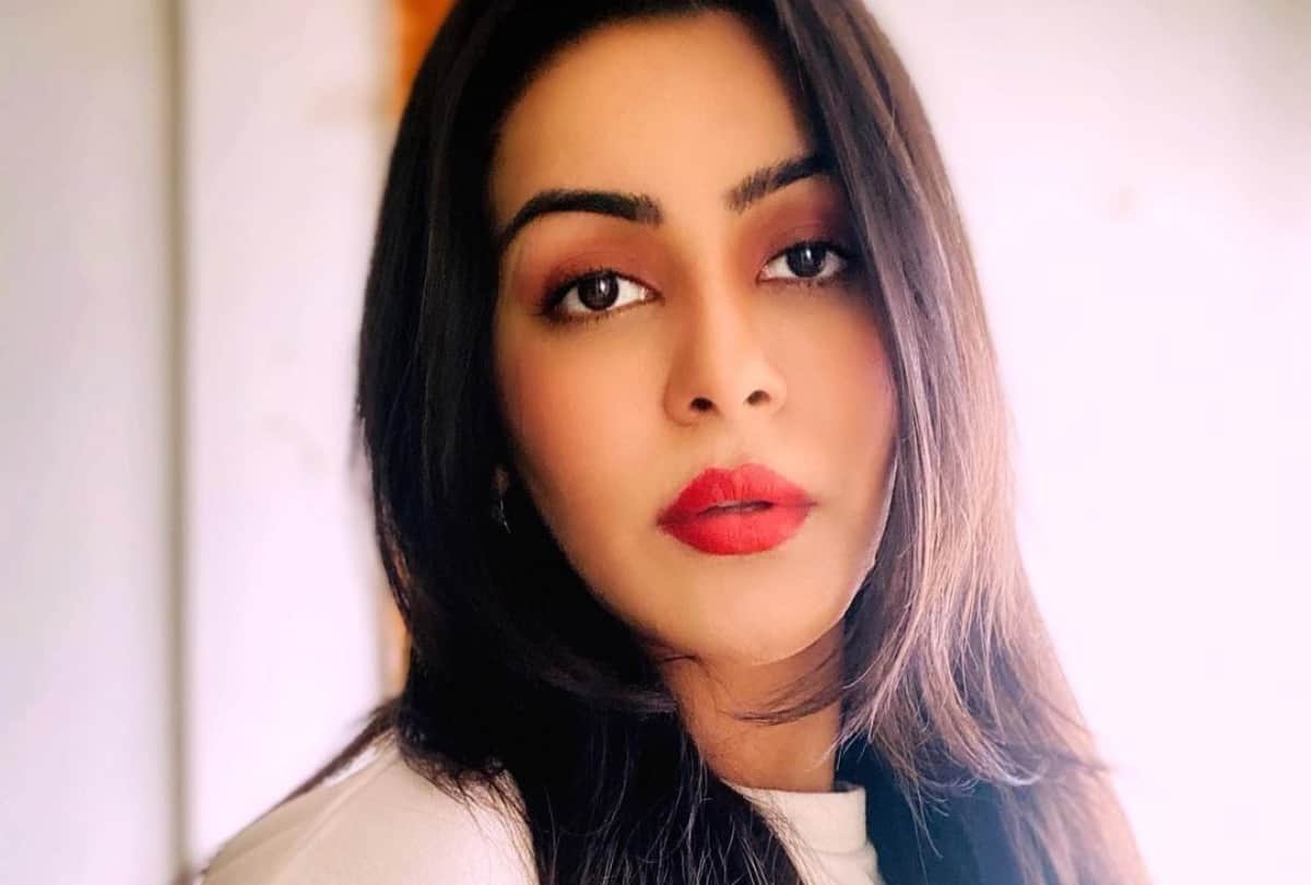 Ghum Hai Kisikey Pyaar Meiin Fame Yamini Malhotra Car Gutted in fire actress save herself