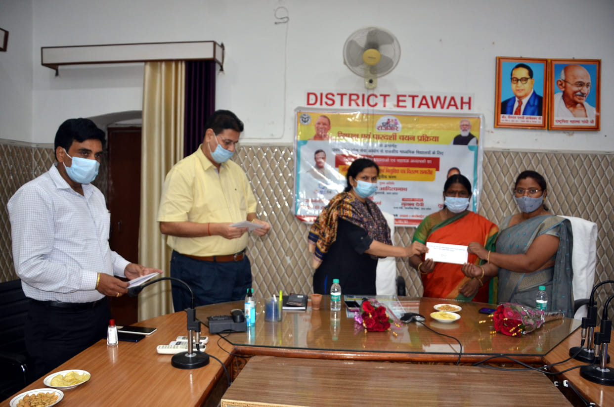 etawah news,government secondary schools got seven teachers