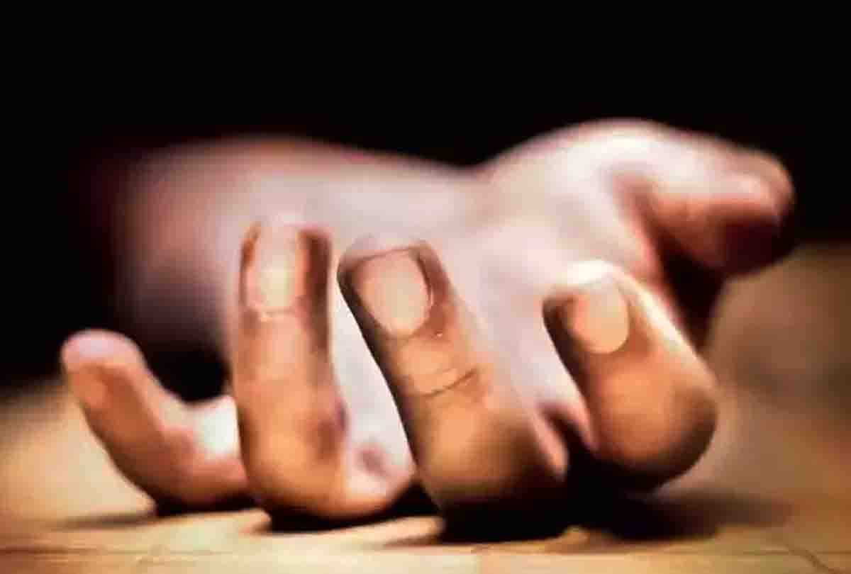 youth commits suicide in hamirpur up