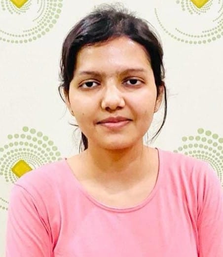 Jaunpur: MLA Lalai's niece Ananya admitted to America for higher education