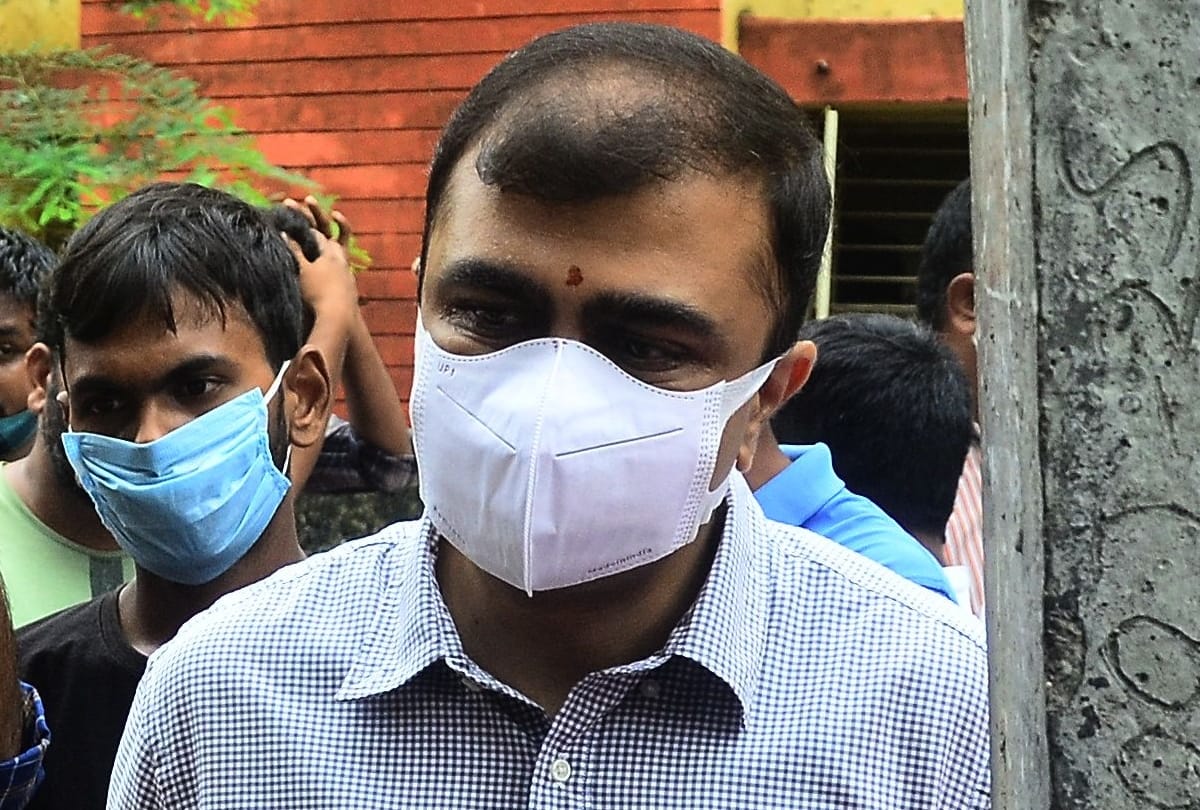 lucknow district magistrate orders investigation in balu adda case.