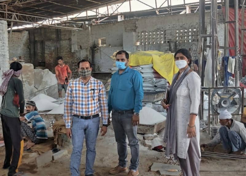 Agriculture and Industry Department team investigated in glass factories