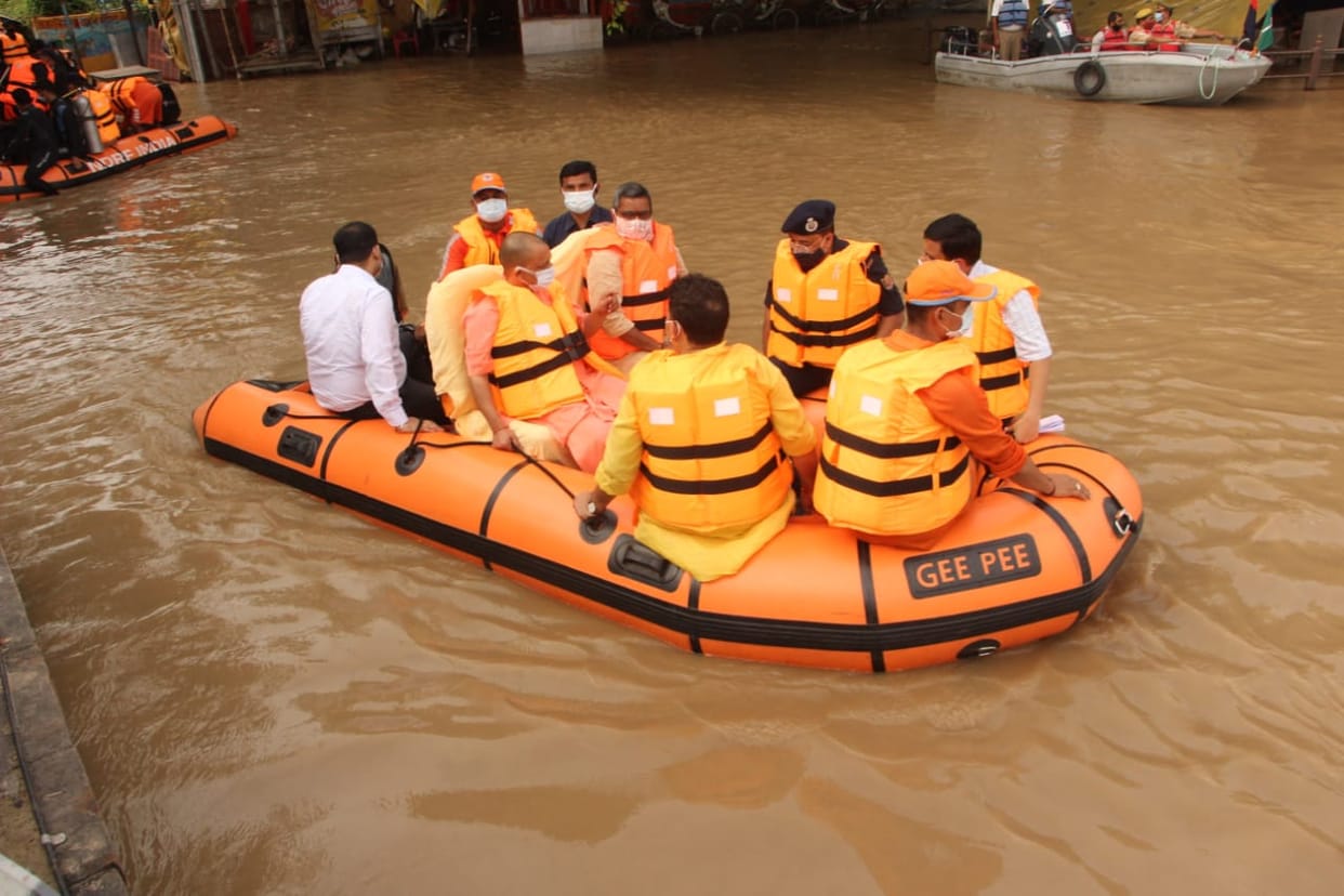 Flood in Varanasi CM Yogi arrived to take stock of the situation departments put their power in preparations before CM arrival