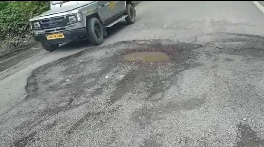 Pit on the road, pothole free report sent to PMO