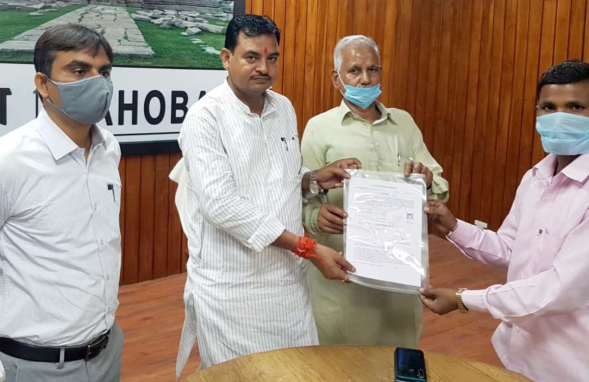 Four teachers of the district got appointment, happy faces