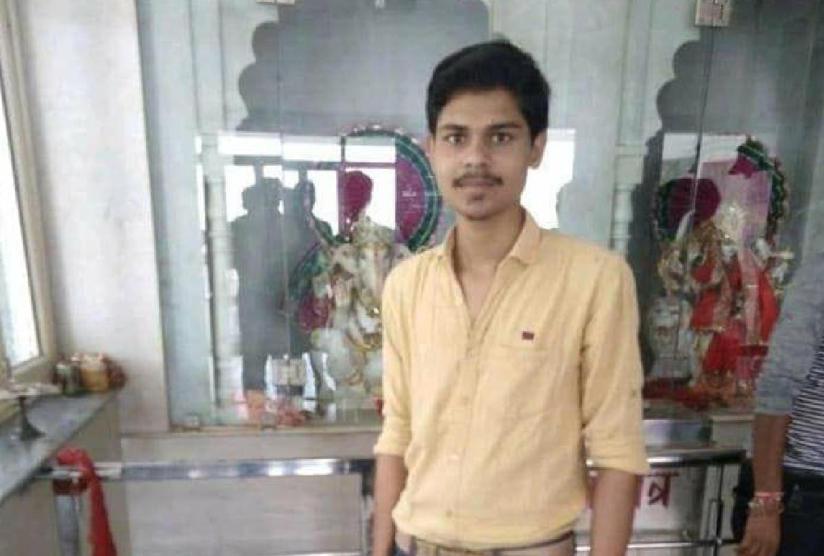 young man dies in road accident in mainpuri