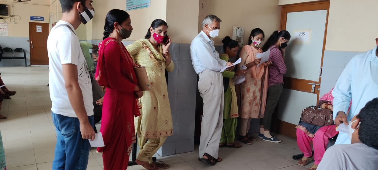Not a single medicine specialist for a population of four lakhs