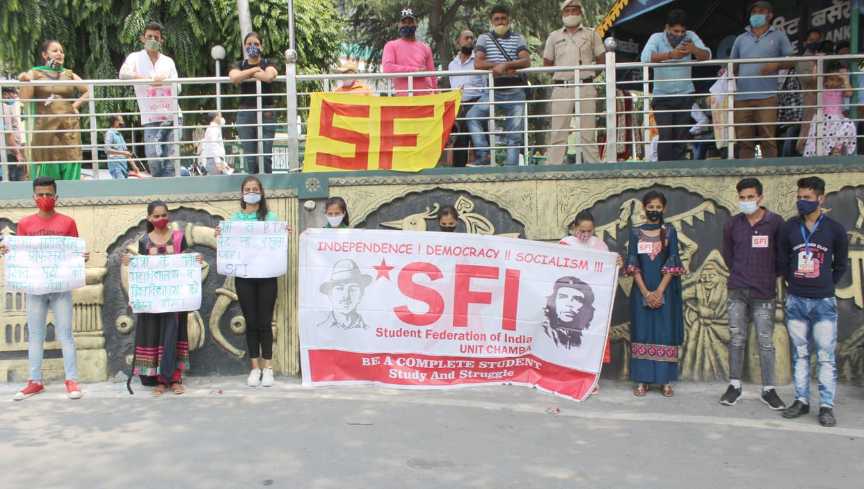 sfi protest in Chamba