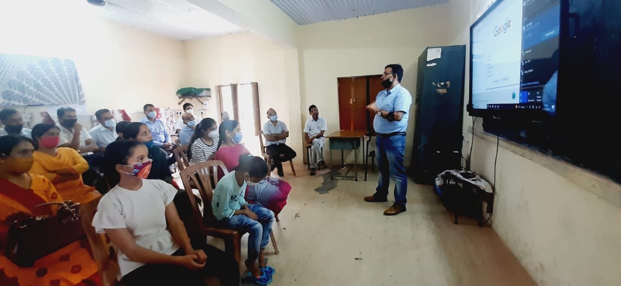 Books, education information will be available at one click in Chauri School, School launches its website, important information will be available for children