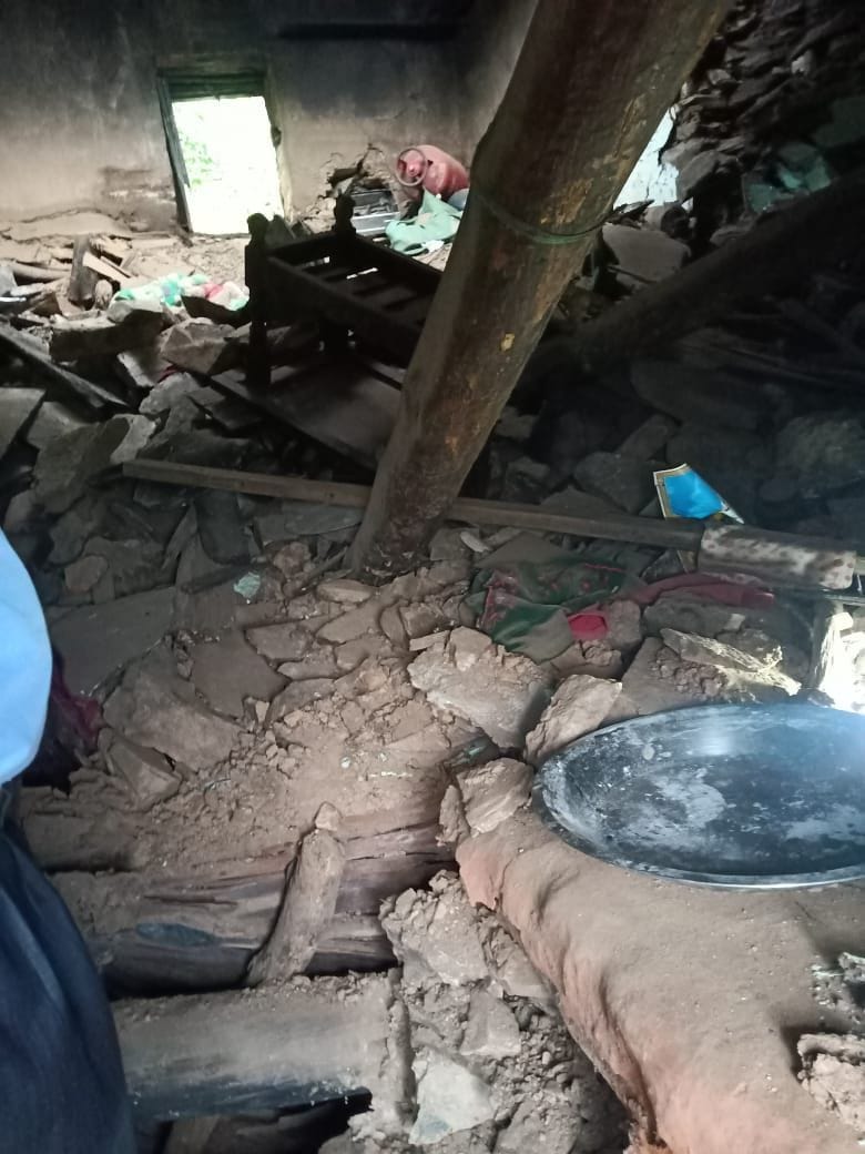 House damaged in Golna, woman dies after being buried under rubble