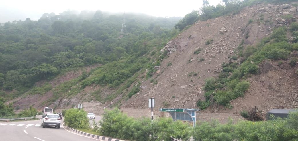 Fourlane cutting weaken the hills on the sides of Kalka-Shimla NH