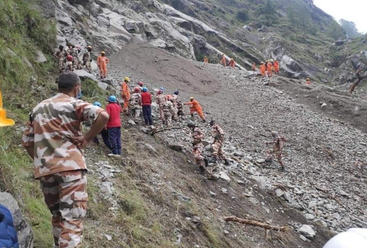 kinnaur landslide News: 22 hydro power projects sutlej river in kinnaur