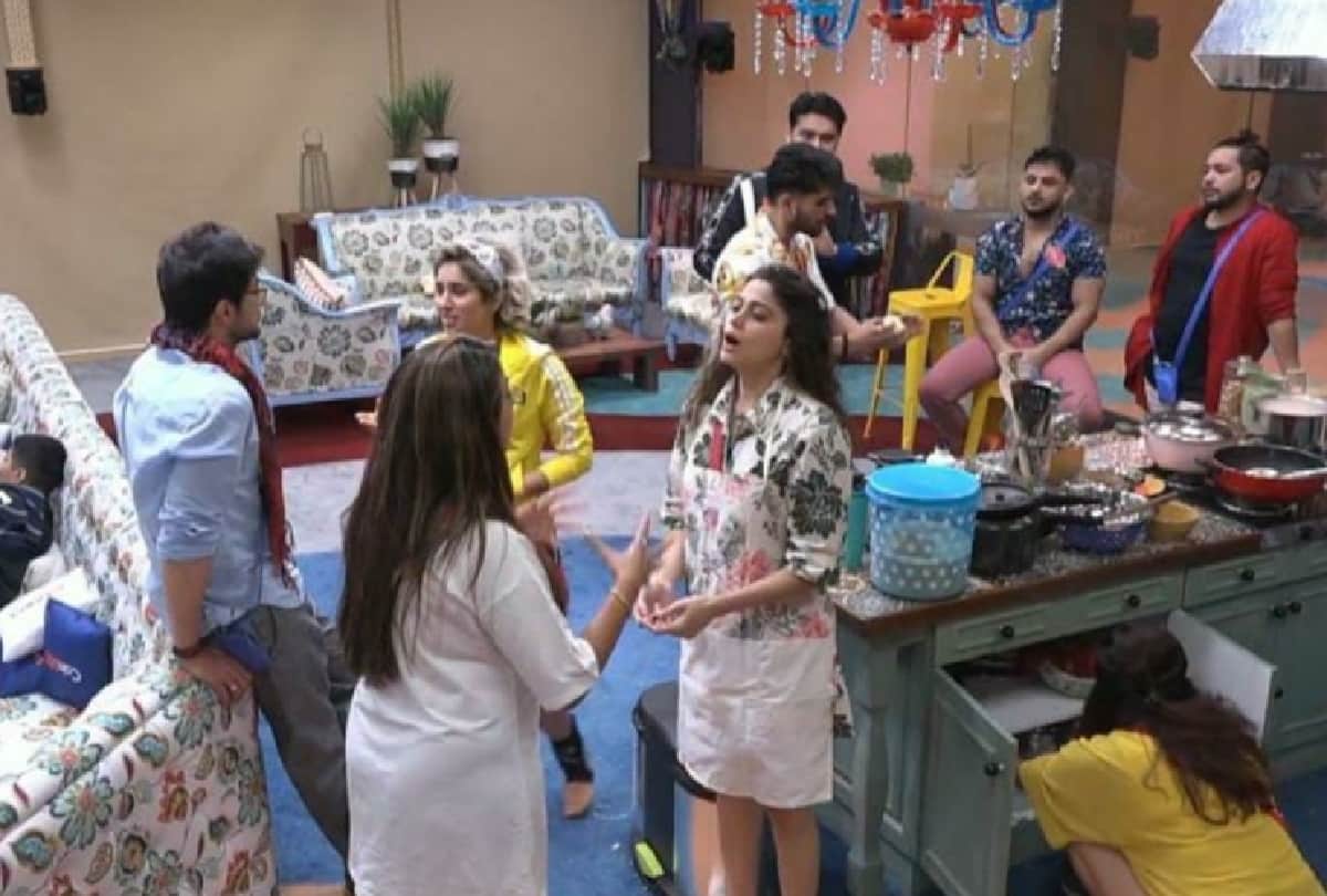 bigg boss ott Bhojpuri actress akshara singh did age shaming in the show called shamita shetty mausi