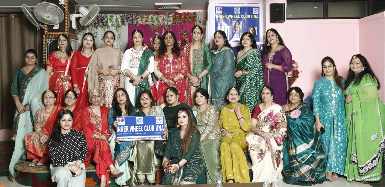 Nisha Sharda becomes Miss Teej, Priyanka first runner up