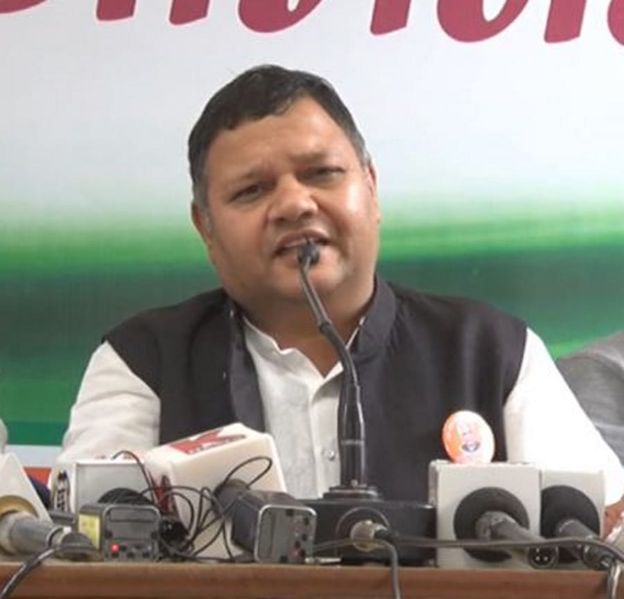 uttarakhand news : in press conference congress mla recite ram katha