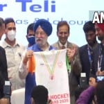 ऑयल सेक्टर के इन 11 खिलाड़ियों को पुरी ने किया सम्मानित