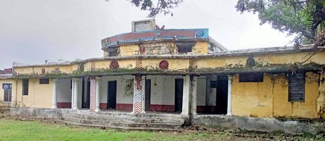 Classes will resume in the old building of Tanakpur GGIC